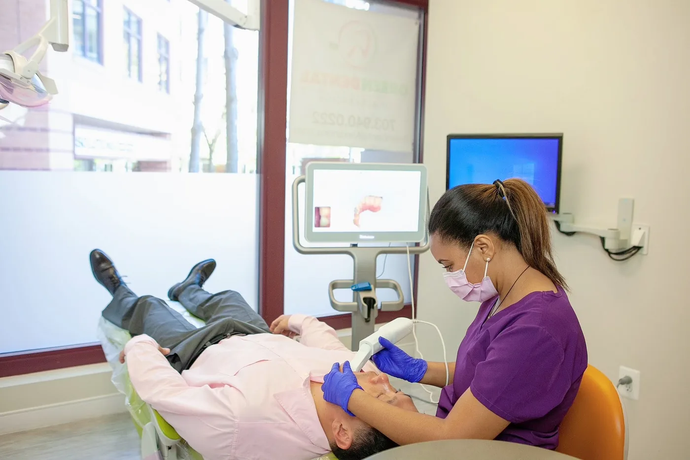 Digital iTero scan to start clear aligner treatment at Green Dentistry: Root and Restore in Alexandria, VA